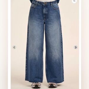 Lucy & Yak Carter - High Waisted Denim Jeans in Vintage Wash Blue size 36R